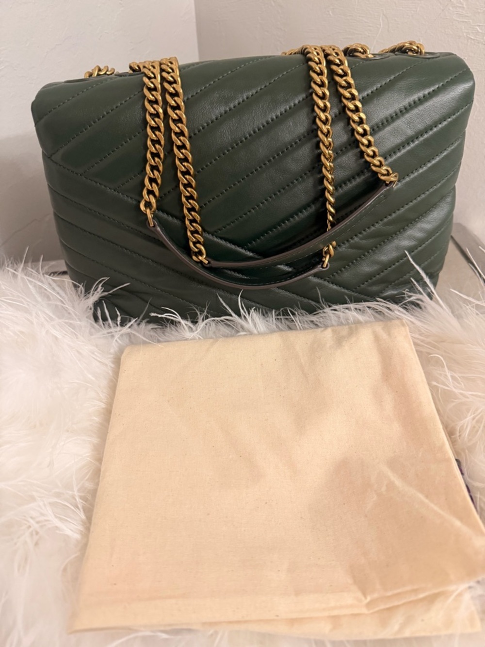 AUTHENTIC KIRA CHEVRON SHOULDER BAG IN SYCAMORE - Picture 3 of 5
